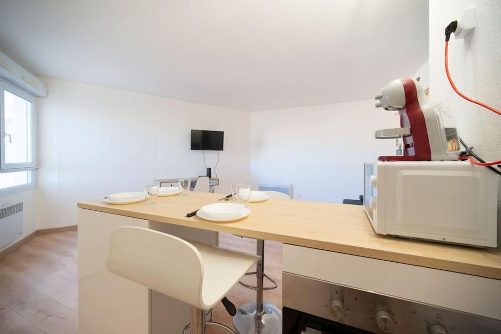 Fully Equipped Apartment 2 To 4 People St Charles Марсель Экстерьер фото